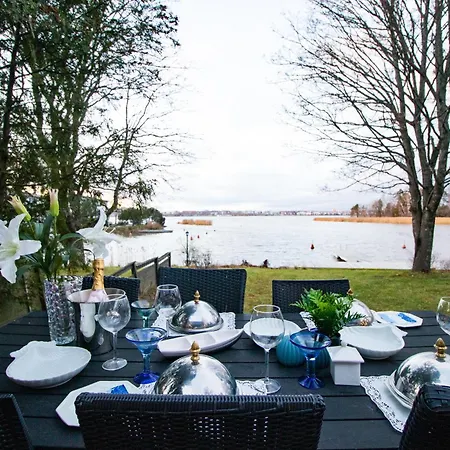 Waterfront Townhouse With Bathtub Sauna,free Parking Holiday home