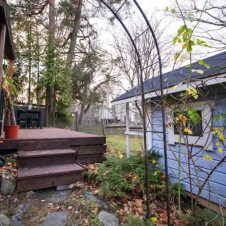 Дом отдыха Waterfront Townhouse With Bathtub Sauna,free Parking *