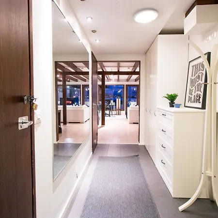 Holiday home Waterfront Townhouse With Bathtub Sauna,free Parking Helsinki