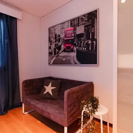 Holiday home Waterfront Townhouse With Bathtub Sauna,free Parking *