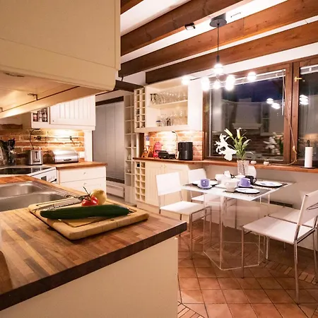 Holiday home Waterfront Townhouse With Bathtub Sauna,free Parking *