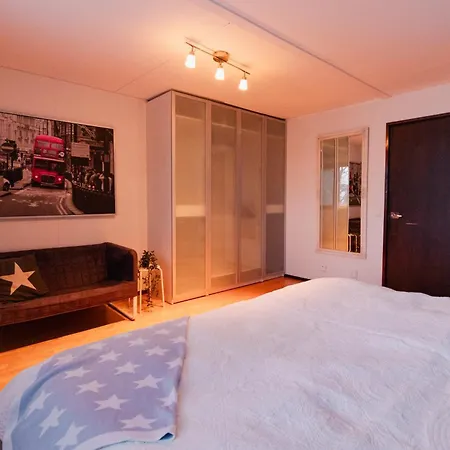 Waterfront Townhouse With Bathtub Sauna,free Parking Хельсинки