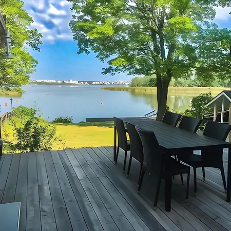 Holiday home Waterfront Townhouse With Bathtub Sauna,free Parking Helsinki