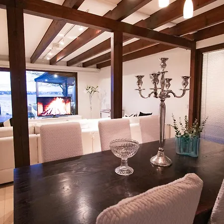 Waterfront Townhouse With Bathtub Sauna,free Parking Tatil Evi *